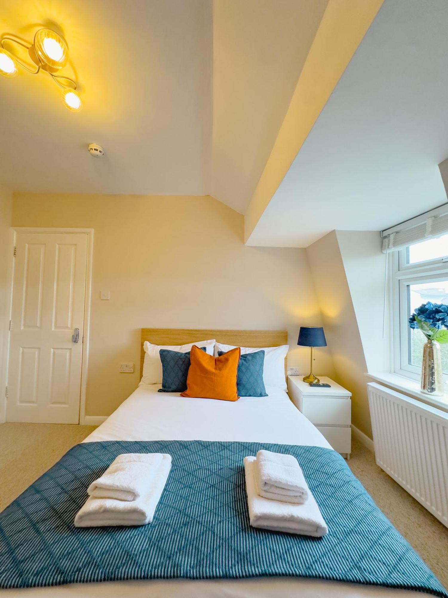 Camden Rooms Лондон Экстерьер фото