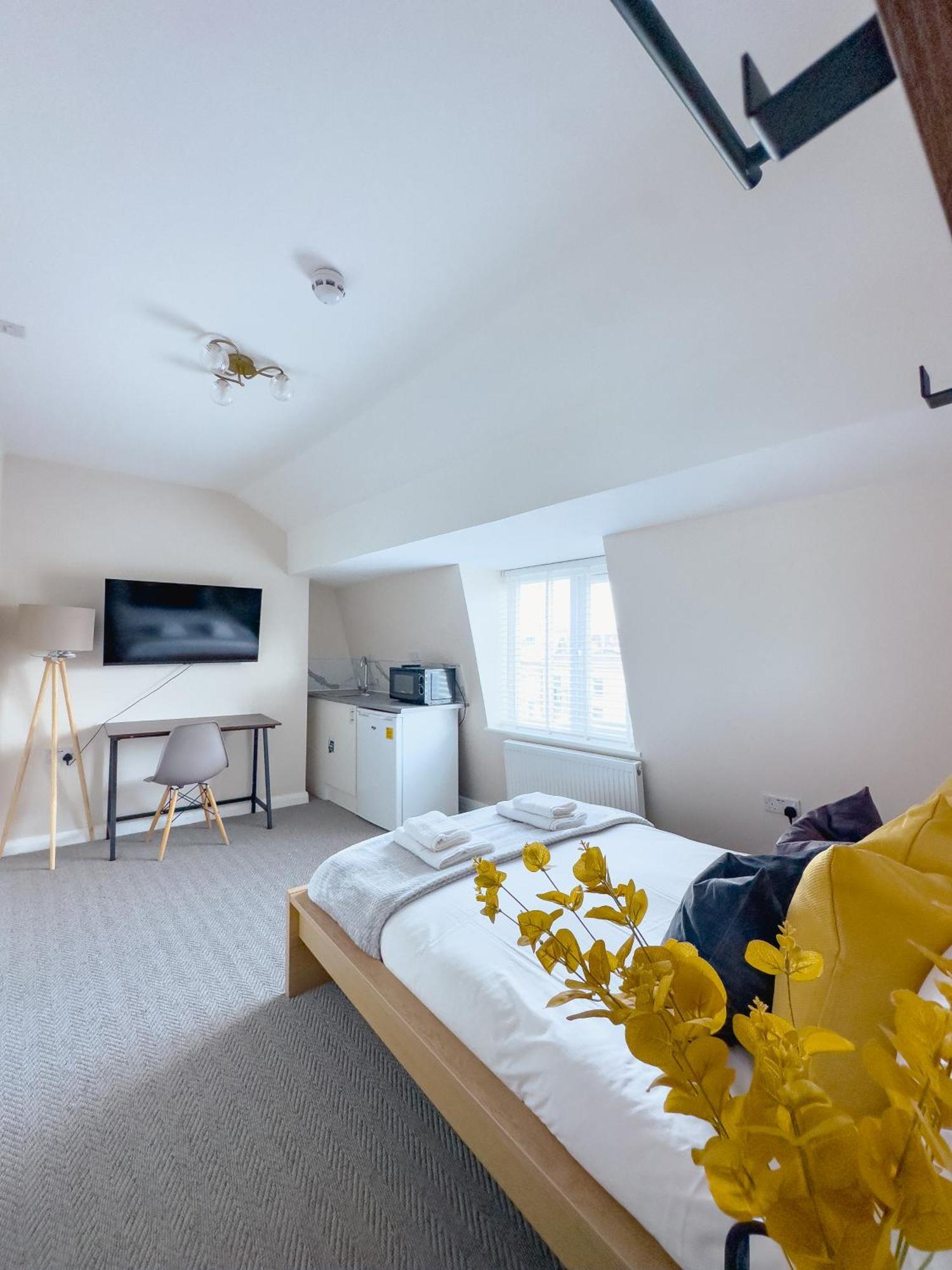 Camden Rooms Лондон Экстерьер фото