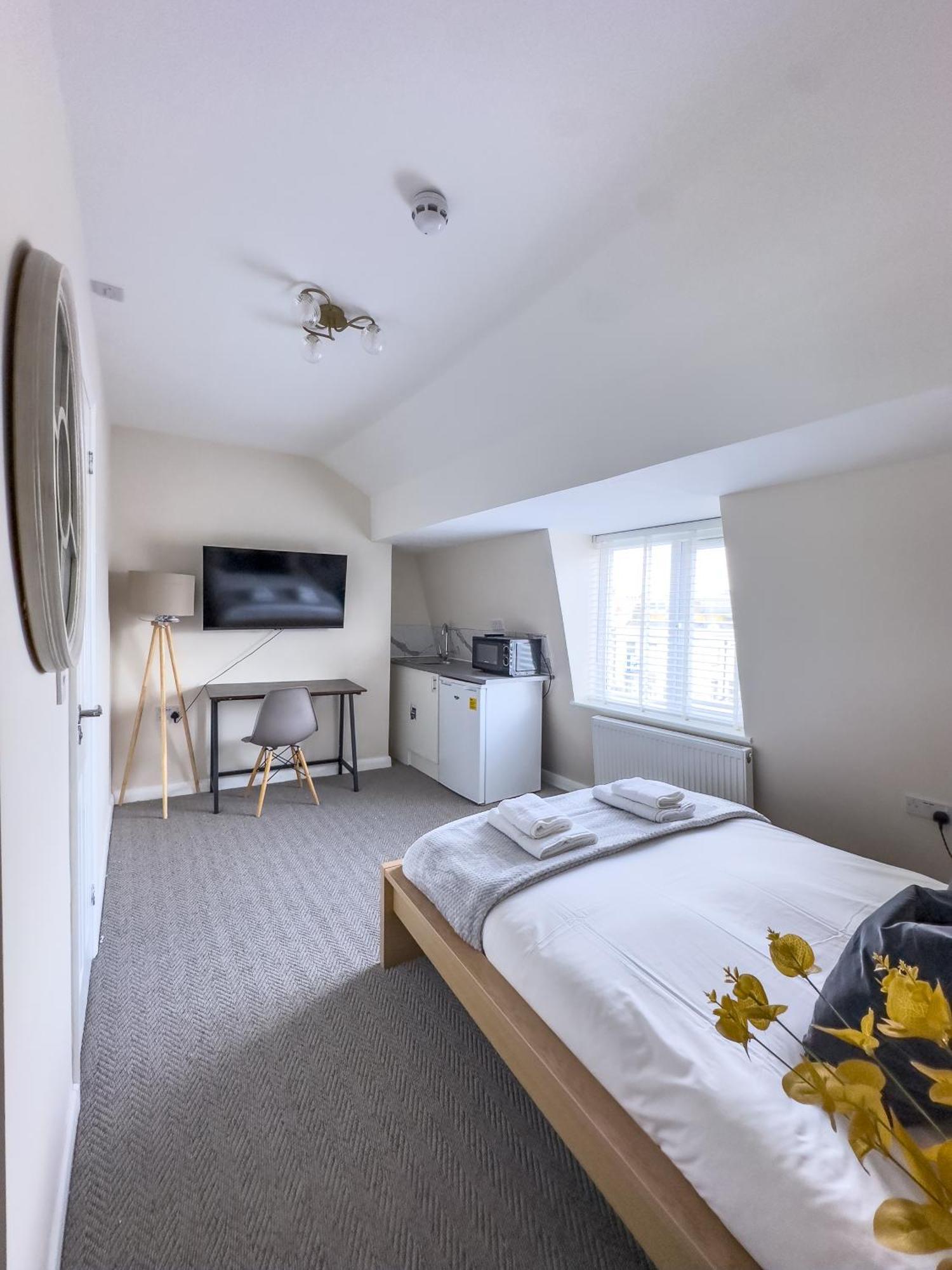 Camden Rooms Лондон Экстерьер фото
